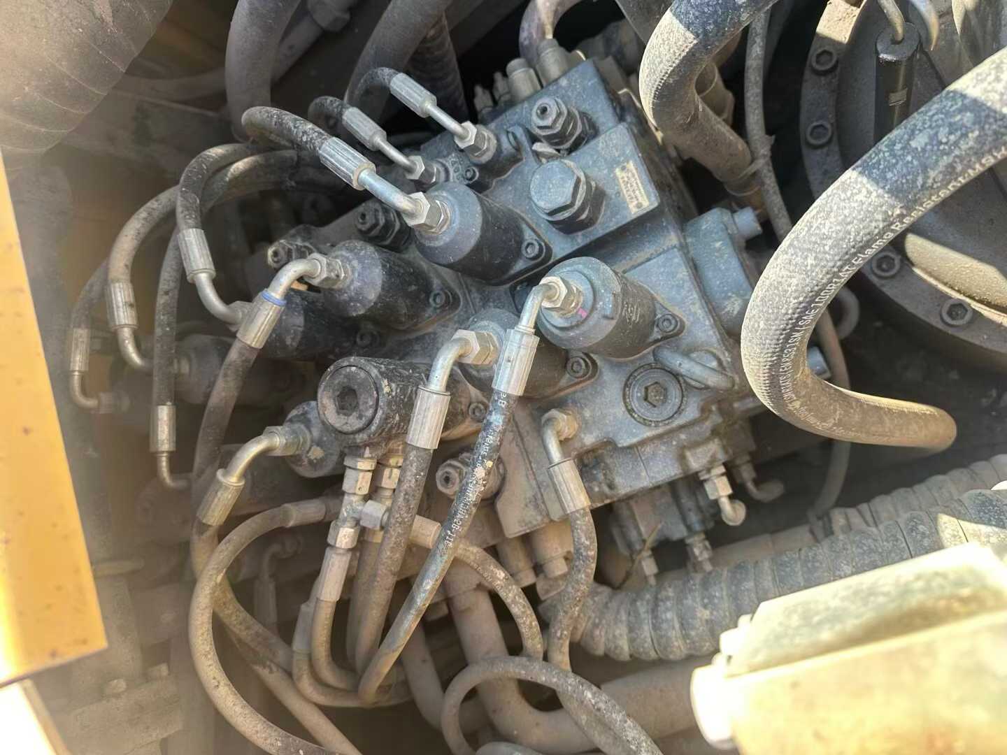 Used XCMG XE490KS Excavator 2016 Model / 6