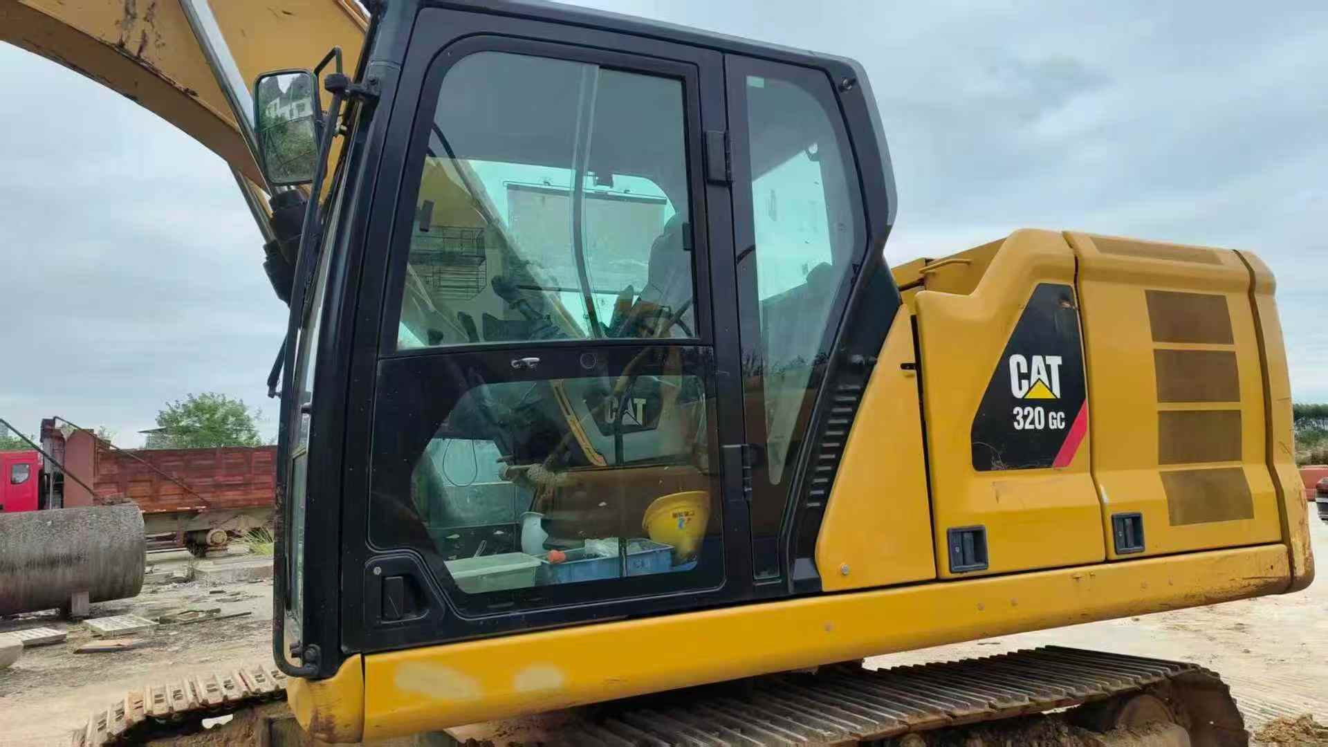 Used Caterpillar 320GC Excavator 2020 Model / 9