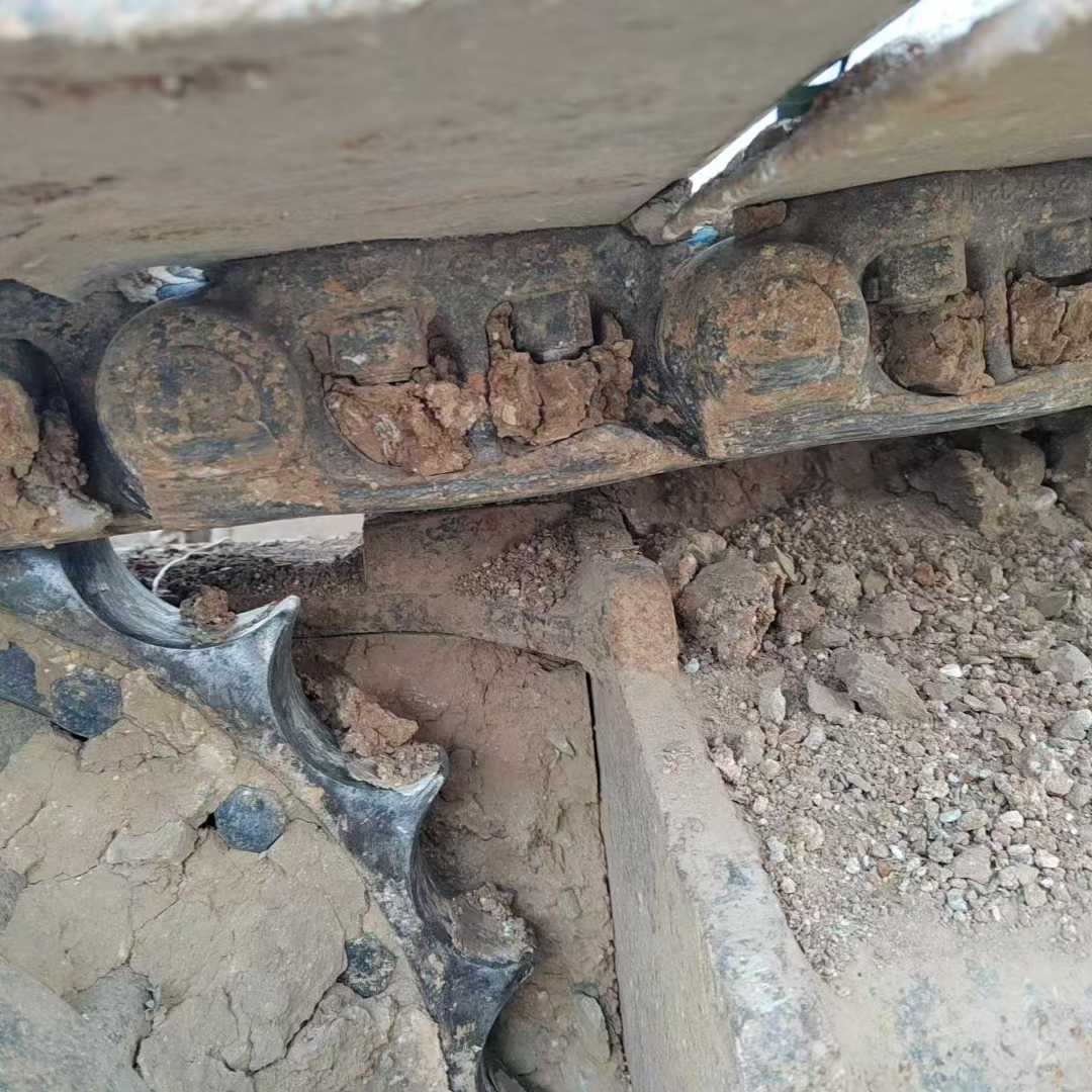 Used Komatsu PC210 Excavator 2016 Model / 9