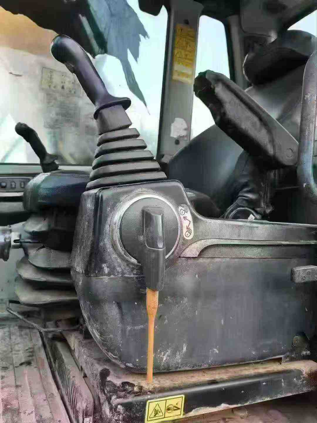 Used Hyundai R215VS Excavator 2018 Model / 7