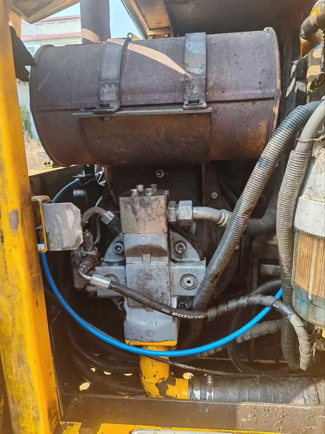 Used Sany SY65C-9 Excavator 2016 Model / 3