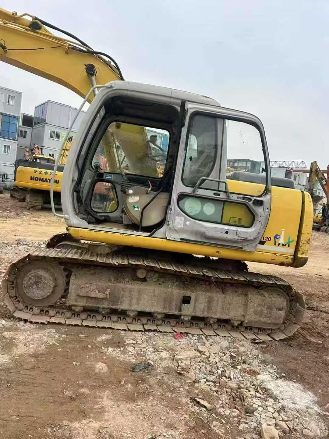 Used Sumitomo SH120-3 Excavator 2016 Model / 5