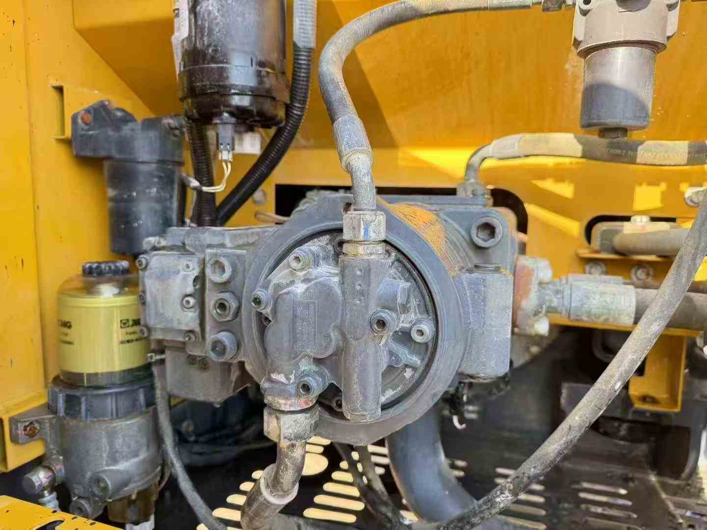 Used XCMG XE215 Excavator 2022 Model / 8