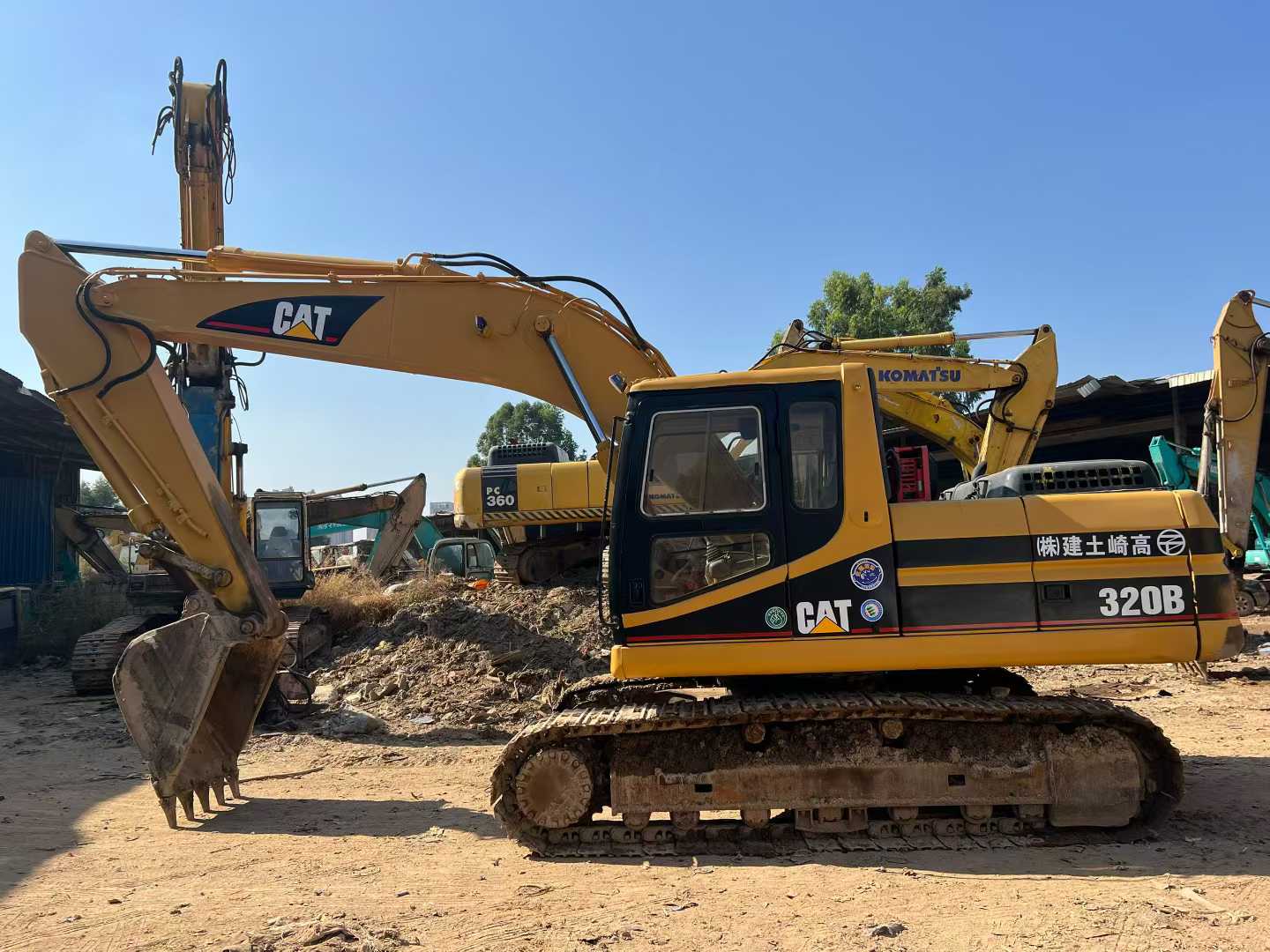 Buy Caterpillar 320B Used Excavator / 1