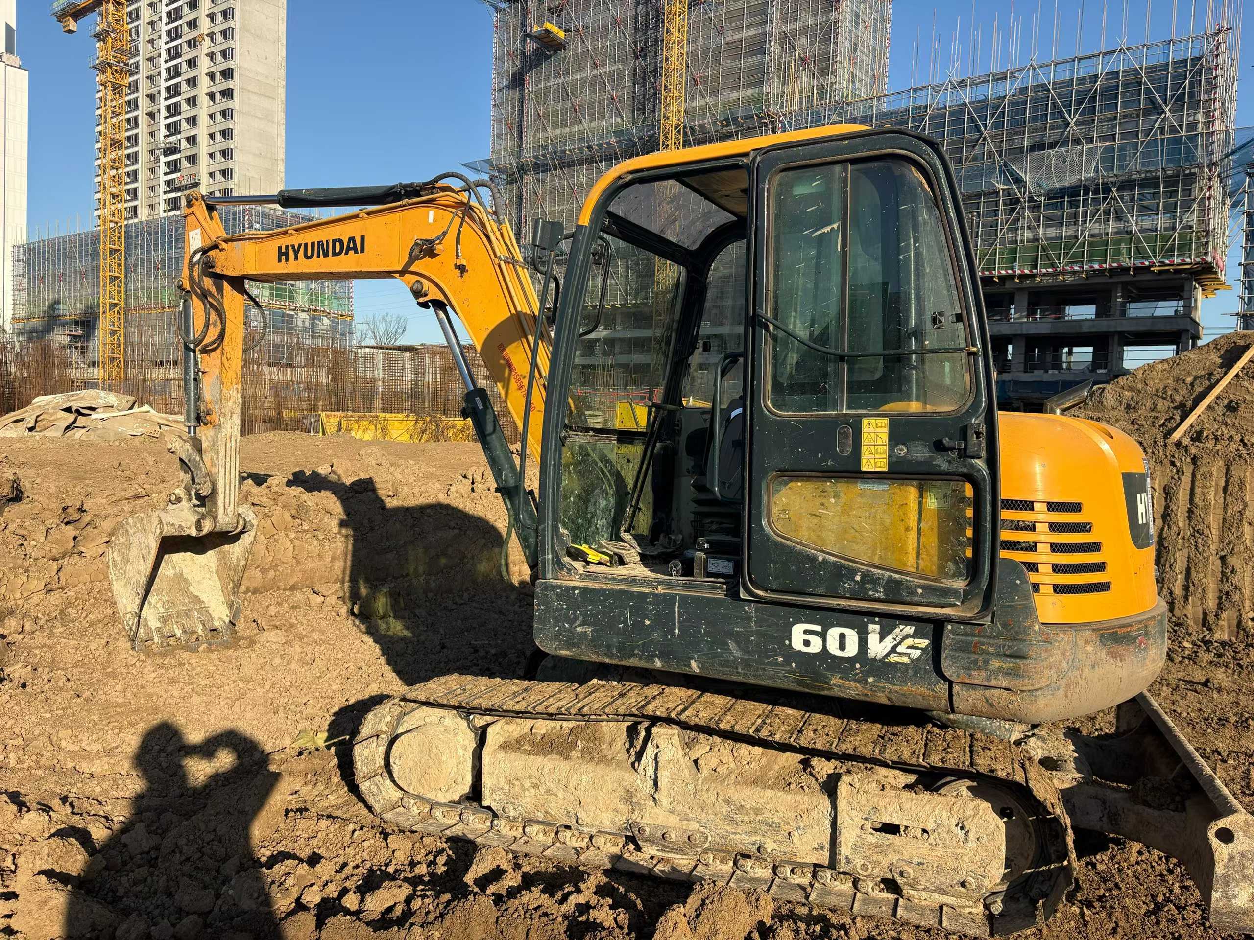 Used Hyundai HX60 Excavator 2018 Model / 3