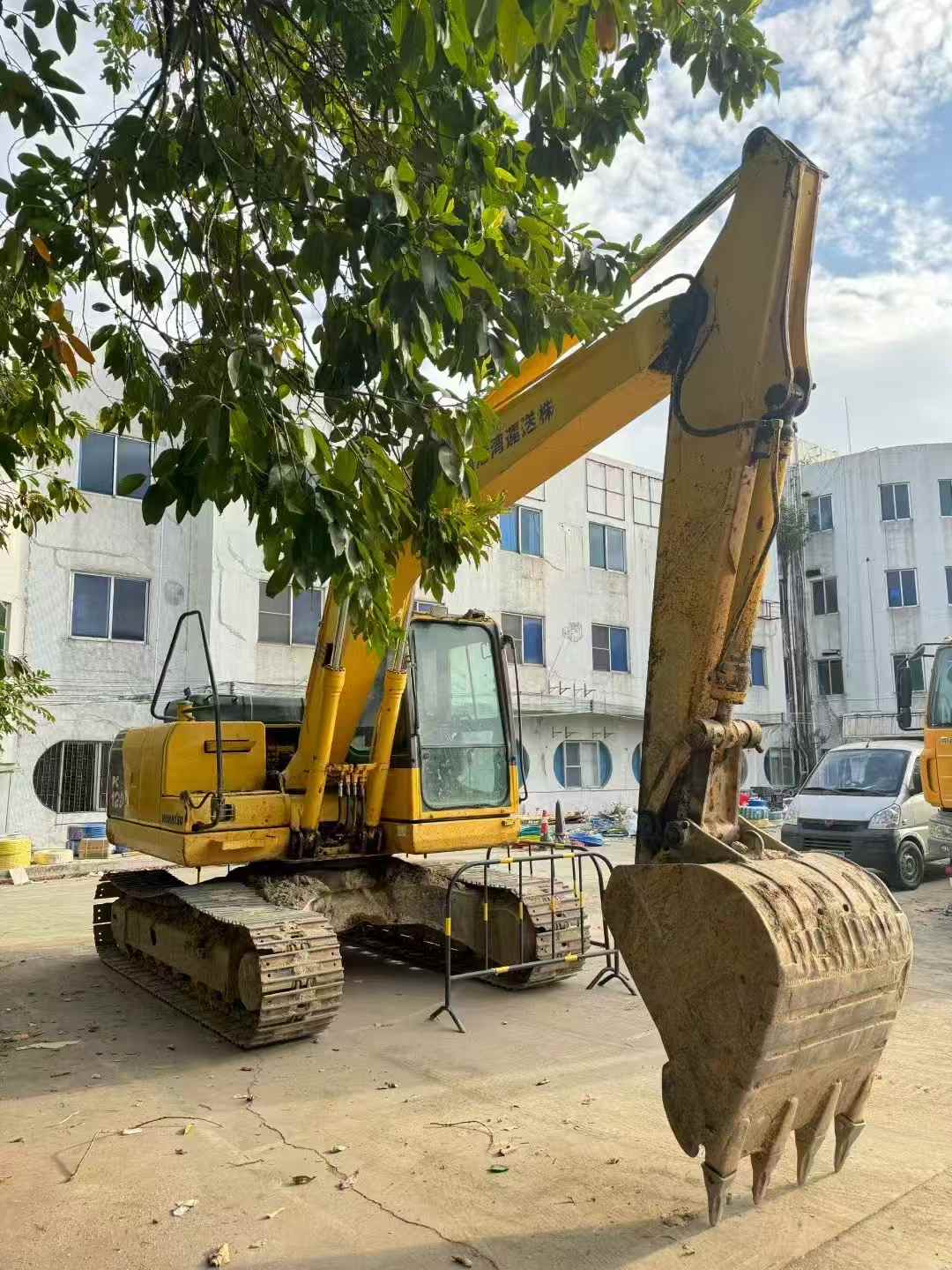 Used Komatsu PC120 Excavator 2016 Model / 3