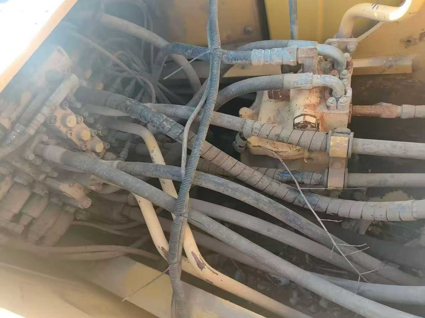 Buy Komatsu PC200-8N1 Used Excavator / 7 Used Komatsu PC200-8N1 Excavator 2016 Model / 7