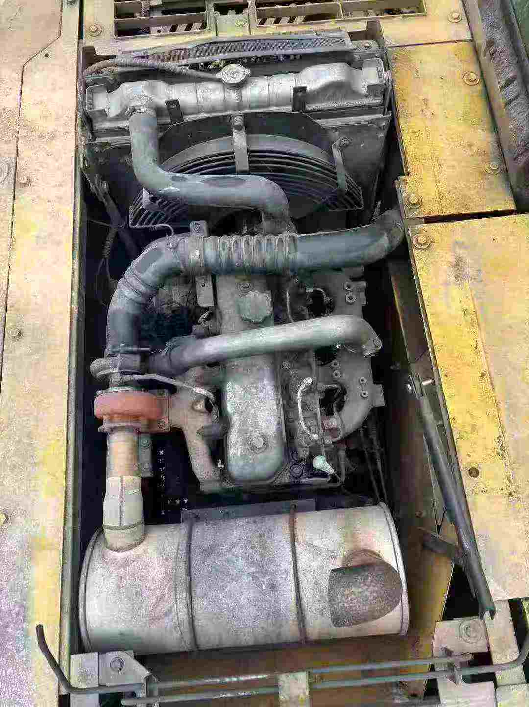 Used Sany SY135 Excavator 2016 Model / 8