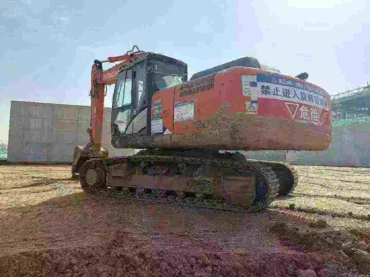 Used Hitachi ZAXIS200 Excavator 2019 Model / 3