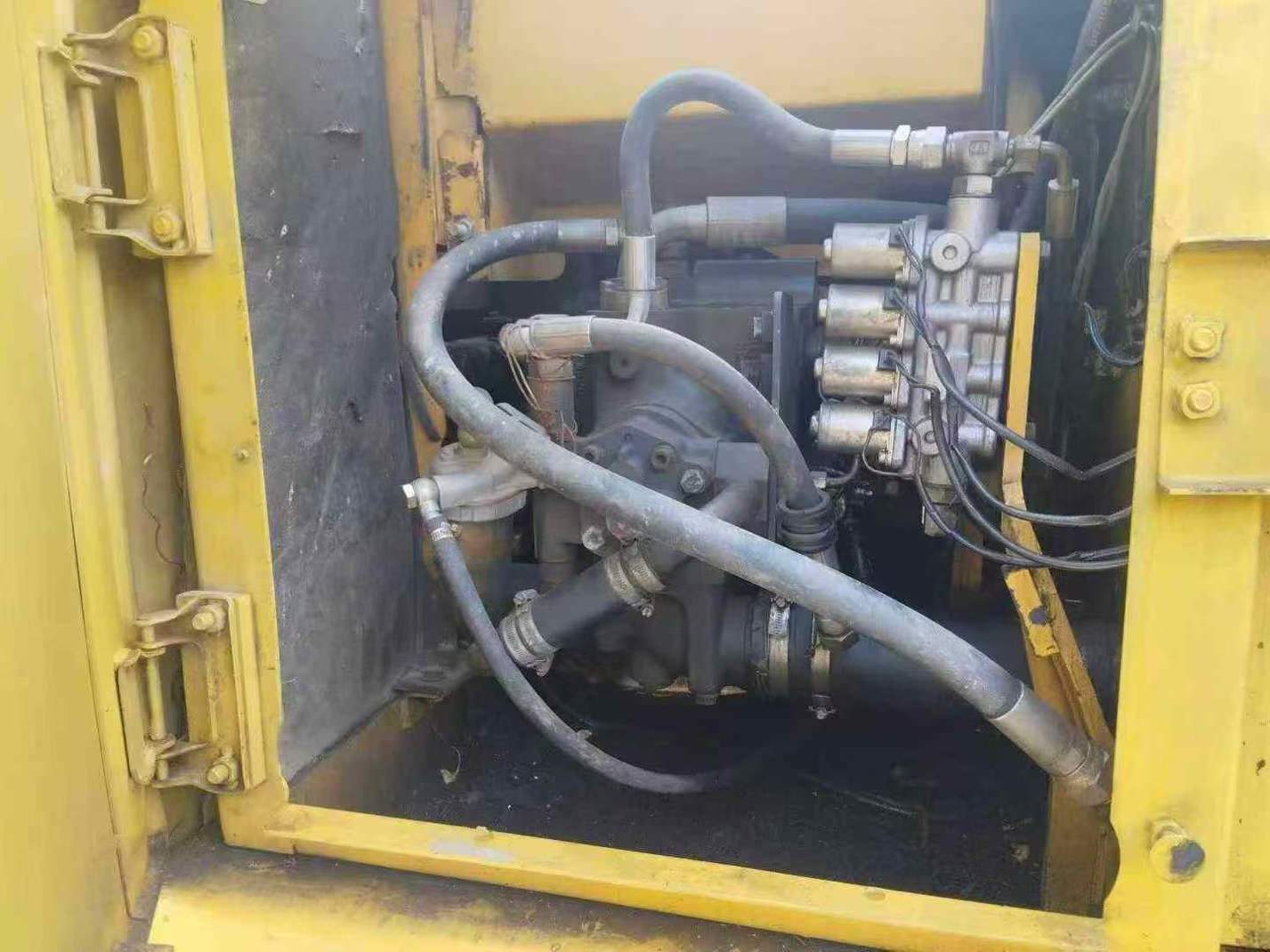 Buy Komatsu PC120 Used Excavator / 5 Used Komatsu PC120 Excavator 2016 Model / 5