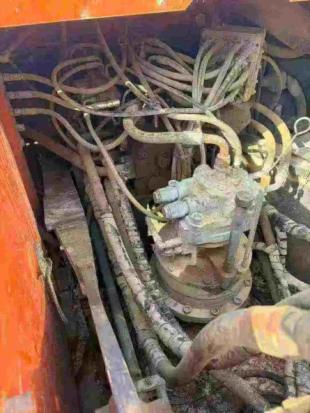 Used Hitachi ZAXIS200 Excavator 2019 Model / 8