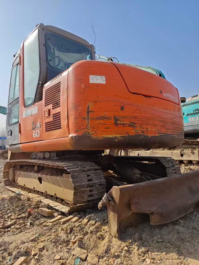 Used Hitachi ZX60 Excavator 2016 Model / 3