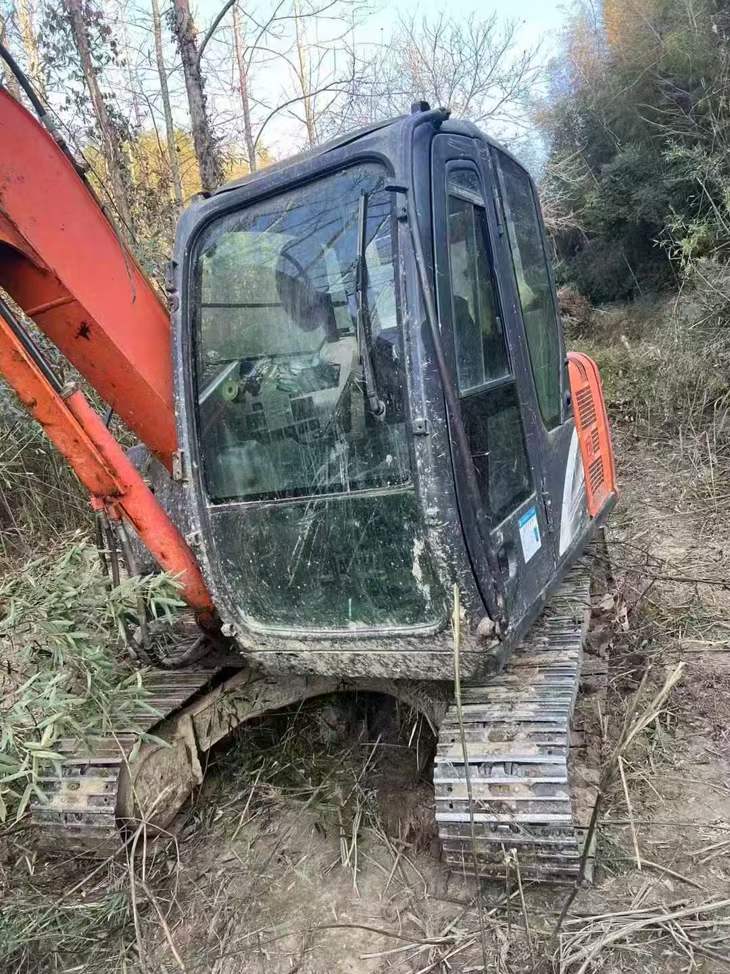 Buy Hitachi ZX60-5G Used Excavator / 1