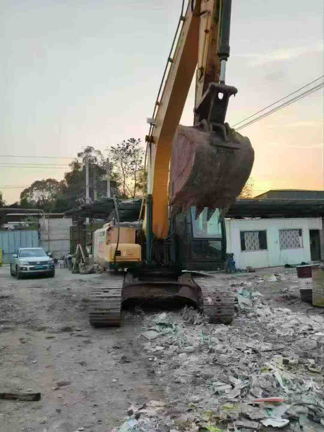 Used Hyundai R215VS Excavator 2018 Model / 4