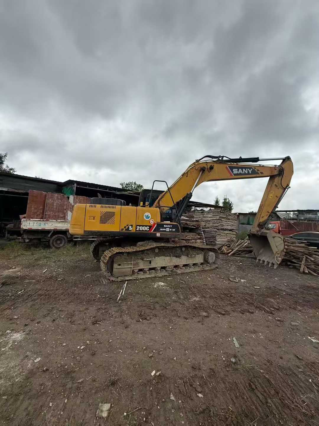 Used Sany SY200H Excavator 2020 Model / 3