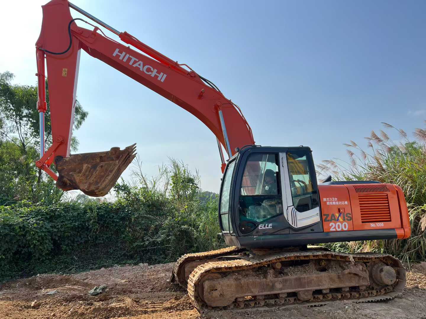 Used Hitachi ZAXIS200 Excavator 2016 Model / 2