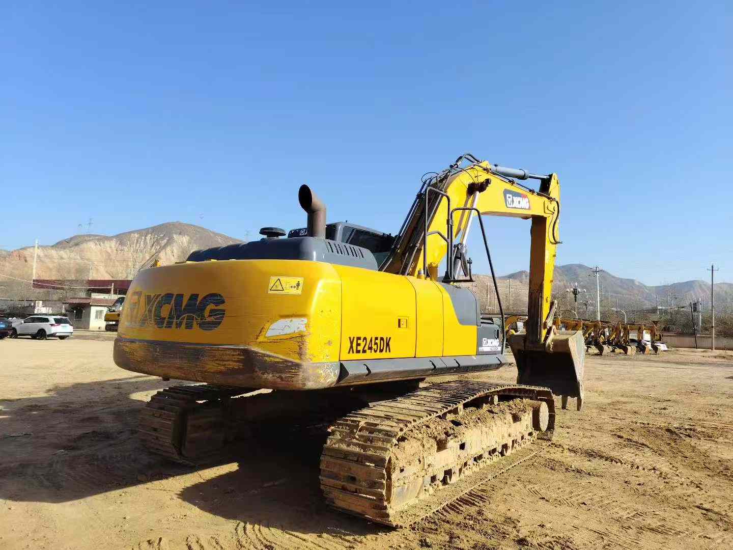 Used XCMG XE245GH Excavator 2021 Model / 3