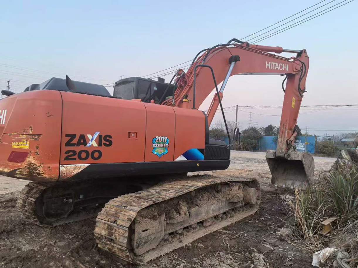 Used Hitachi ZAXIS200 Excavator 2021 Model / 3