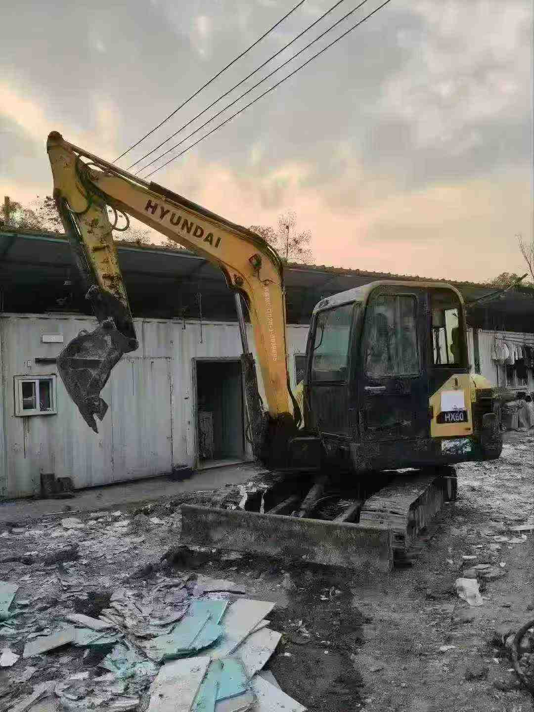 Used Hyundai HX60 Excavator 2016 Model / 3