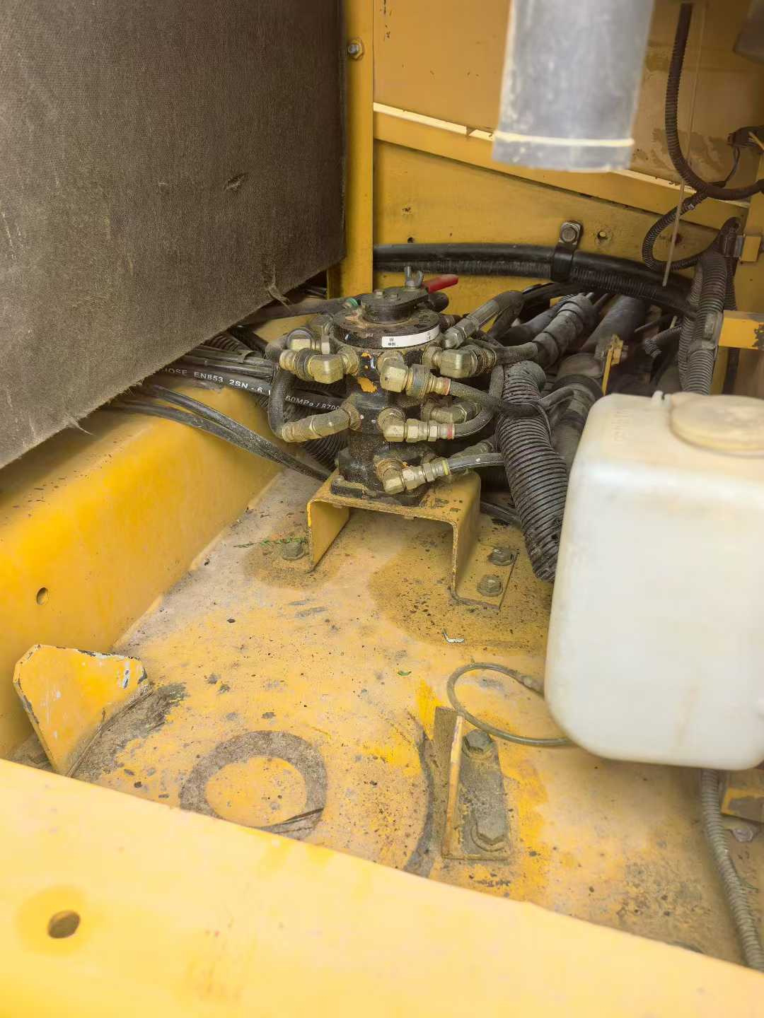 Buy Komatsu PC200-8N1 Used Excavator / 7 Used Komatsu PC200-8N1 Excavator 2016 Model / 7