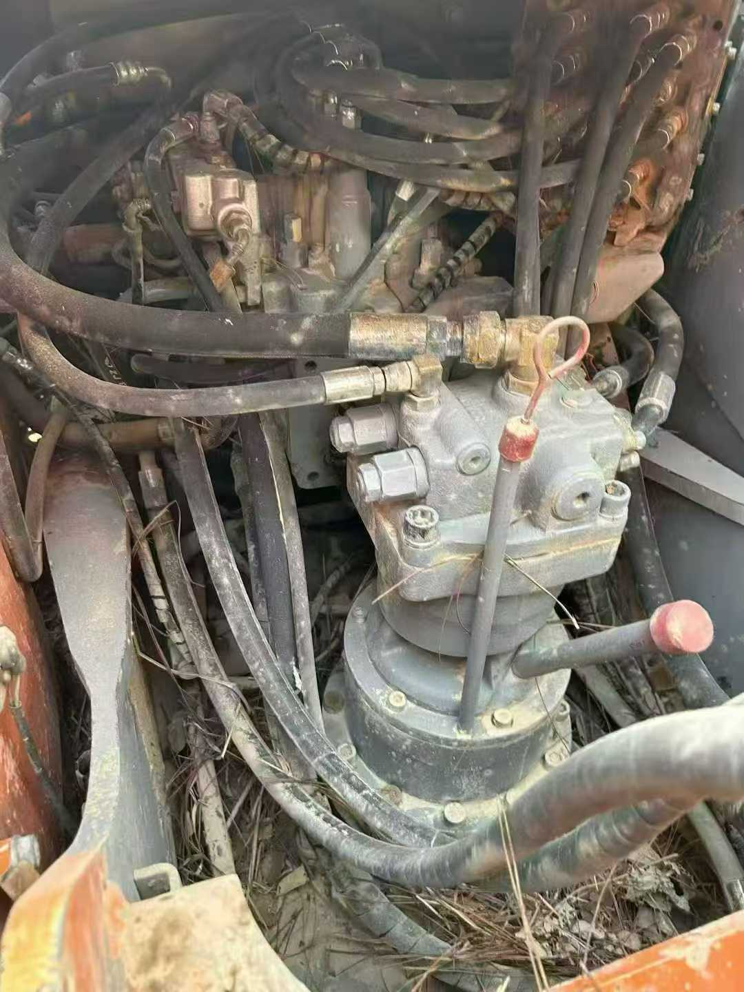 Used Hitachi ZX120 Excavator 2015 Model / 7