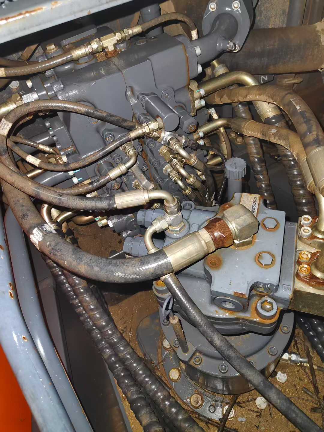 Buy Doosan DH220 Used Excavator / 6 Used Doosan DH220 Excavator 2017 Model / 6