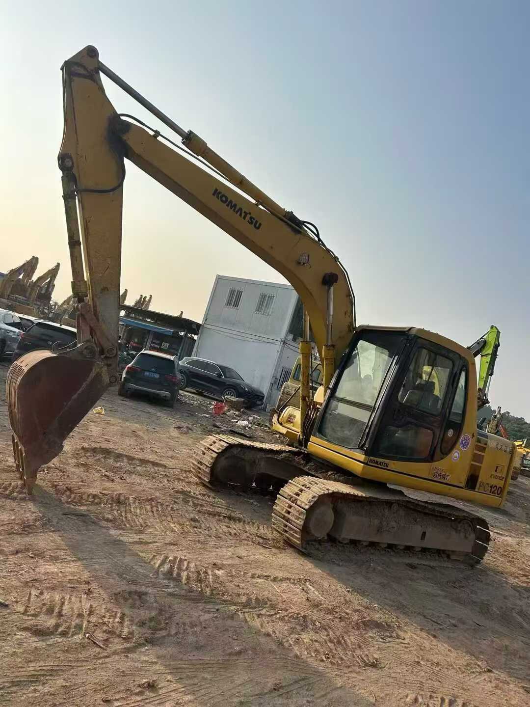 Used Komatsu PC120-6 Excavator 2016 Model / 3