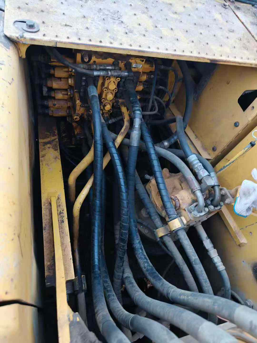 Buy Komatsu PC200-8 Used Excavator / 6 Used Komatsu PC200-8 Excavator 2013 Model / 6