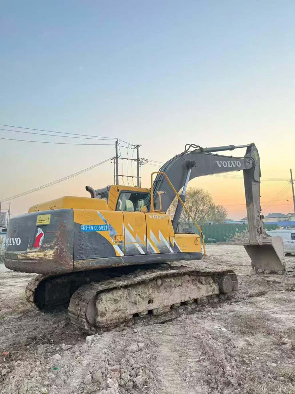 Buy Volvo EW210C Used Excavator / 2 Used Volvo EW210C Excavator 2012 Model / 2