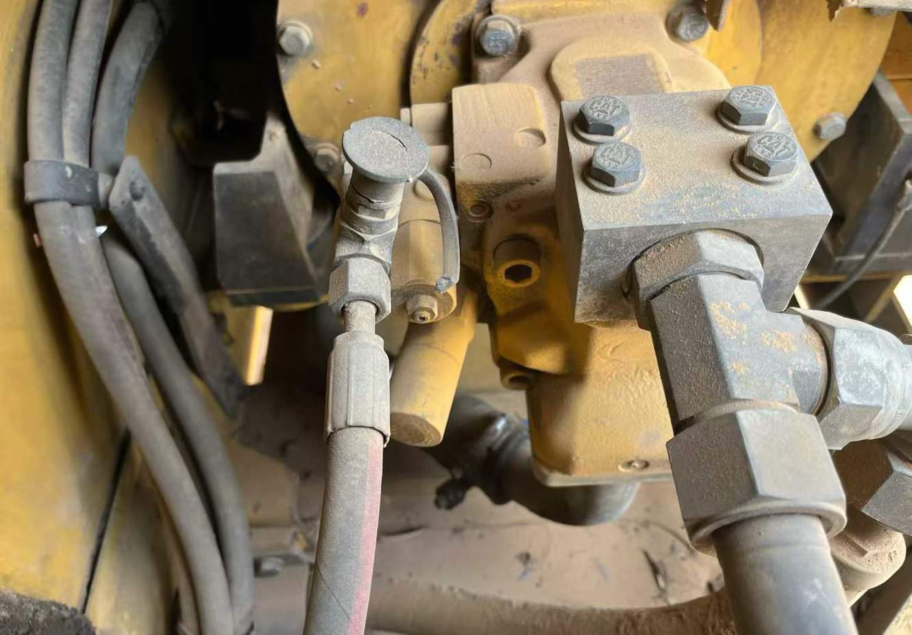 Used Caterpillar 307V2 Excavator 2016 Model / 9