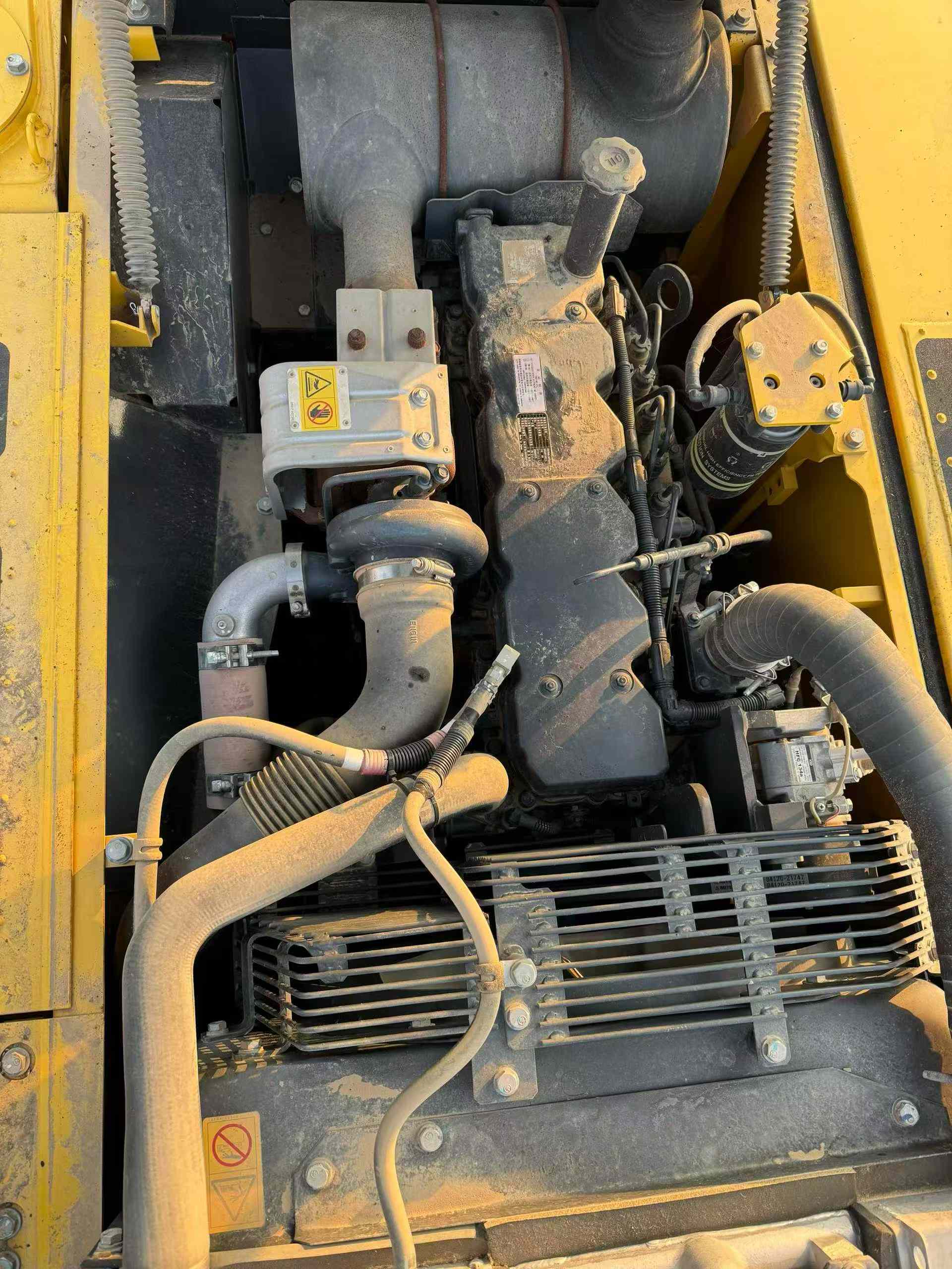 Buy Komatsu PC200 Used Excavator / 2 Used Komatsu PC200 Excavator 2023 Model / 2