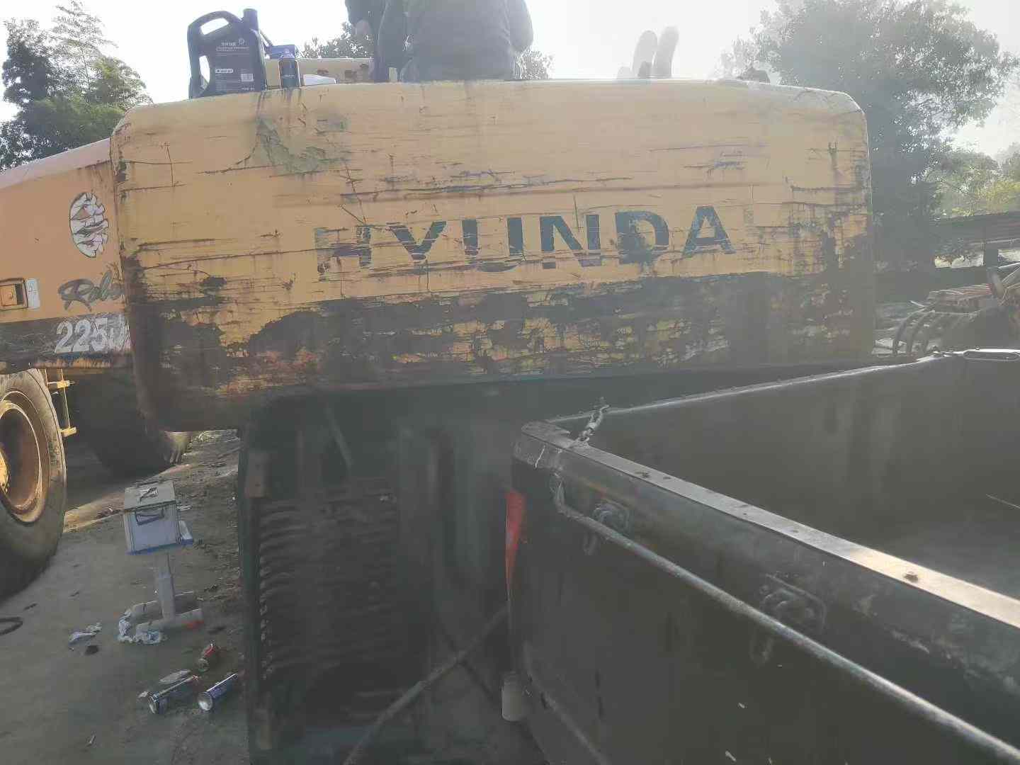 Buy Hyundai R225-7 Used Excavator / 3 Used Hyundai R225-7 Excavator 2016 Model / 3