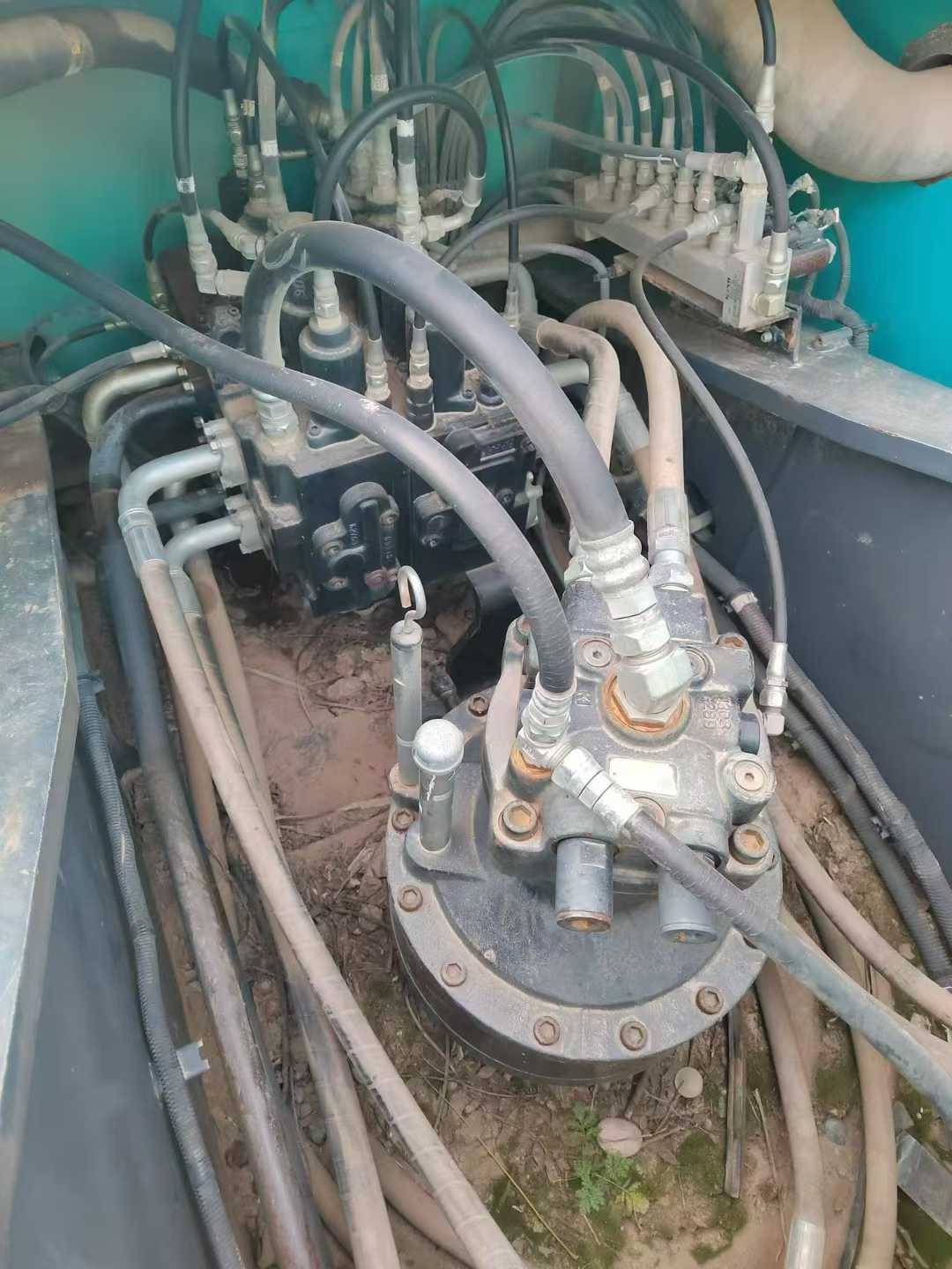 Used Kobelco SK250 Excavator 2014 Model / 3