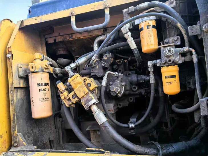 Buy Caterpillar CT16 Used Excavator / 1