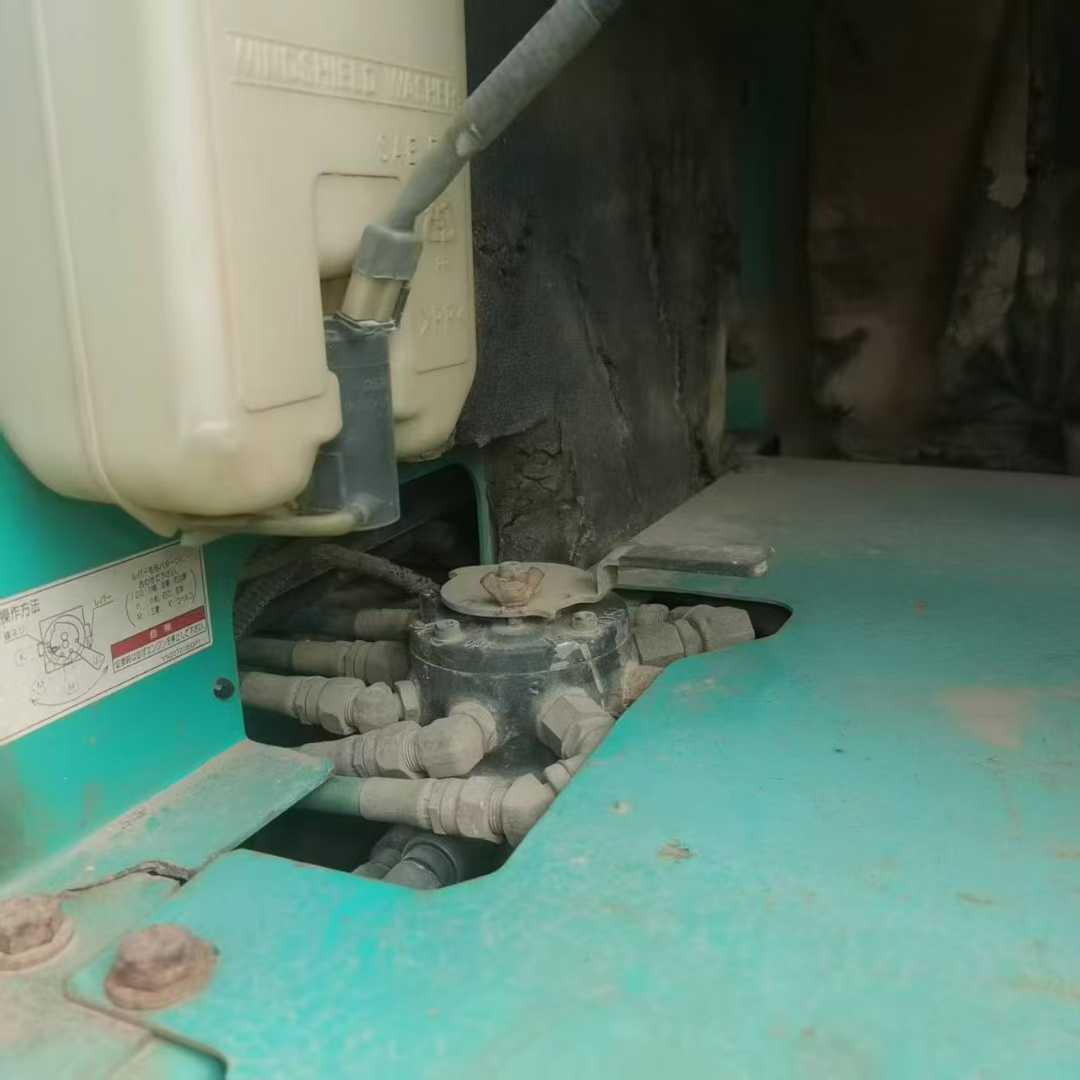 Buy Kobelco SK200-11 Used Excavator / 2 Used Kobelco SK200-11 Excavator 2016 Model / 2