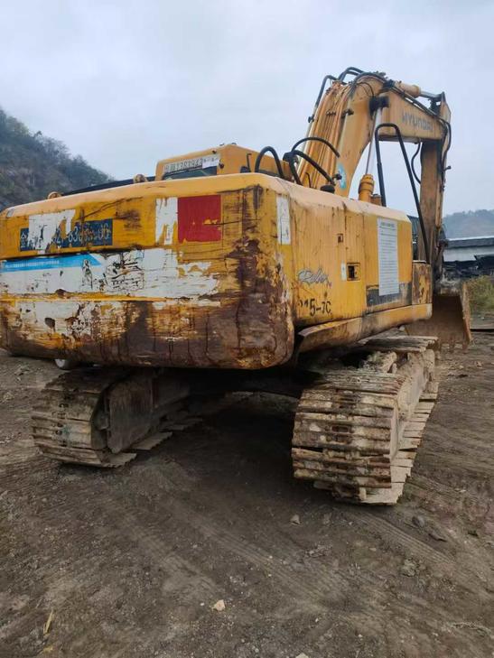 Buy Hyundai R215-7 Used Excavator / 1