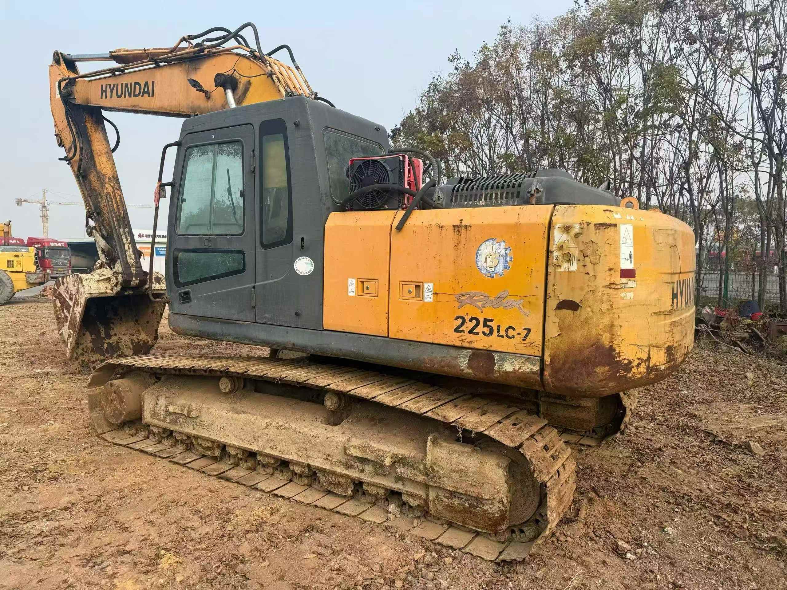 Buy Hyundai R225-7 Used Excavator / 3 Used Hyundai R225-7 Excavator 2016 Model / 3