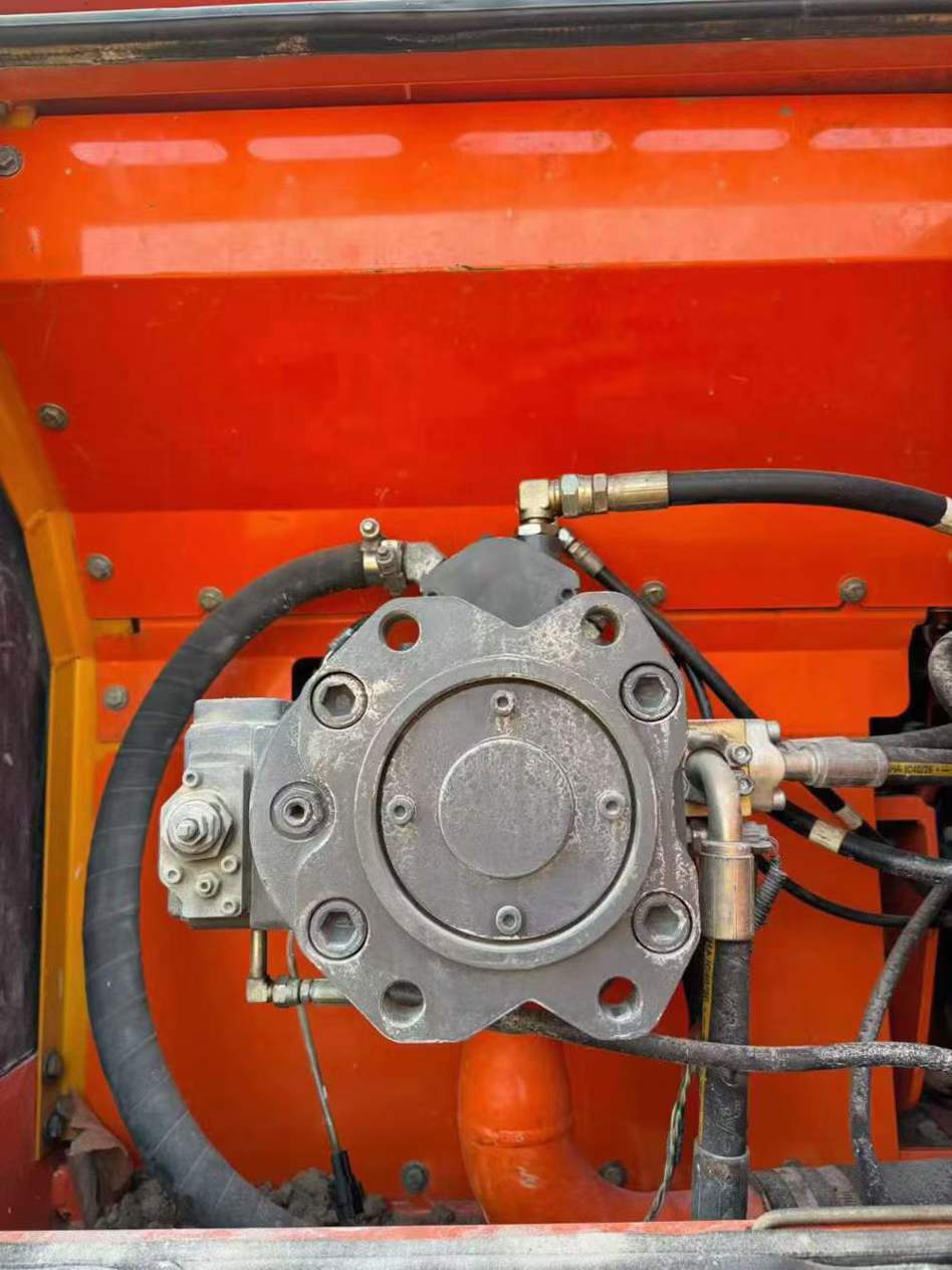 Buy Doosan DH220 Used Excavator / 7 Used Doosan DH220 Excavator 2014 Model / 7