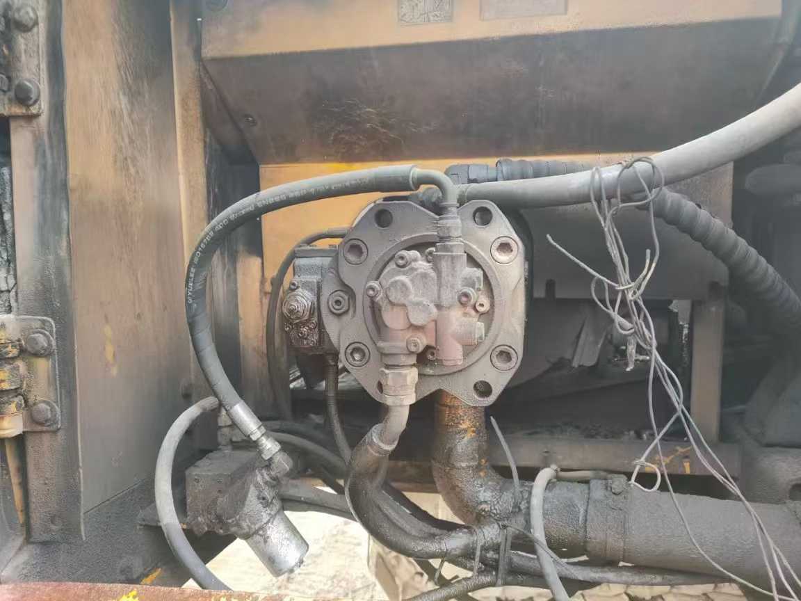 Buy Hyundai R215-7 Used Excavator / 2 Used Hyundai R215-7 Excavator 2016 Model / 2