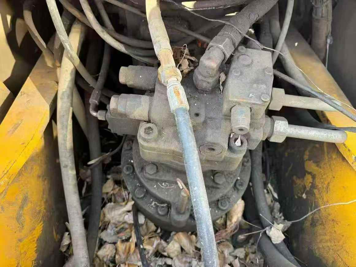 Buy XCMG XE215 Used Excavator / 4 Used XCMG XE215 Excavator 2012 Model / 4