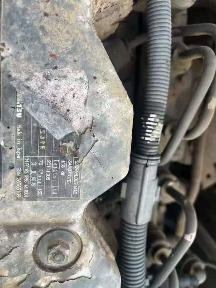 Buy Komatsu PC210LC-8 Used Excavator / 8 Used Komatsu PC210LC-8 Excavator 2011 Model / 8