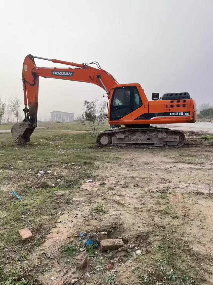 Buy Doosan DX15 Used Excavator / 2 Used Doosan DX15 Excavator 2014 Model / 2