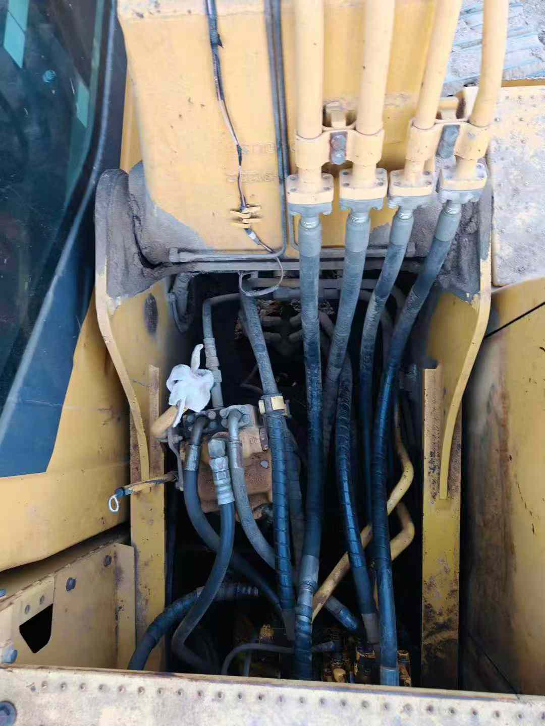 Buy Komatsu PC200-8 Used Excavator / 5 Used Komatsu PC200-8 Excavator 2013 Model / 5