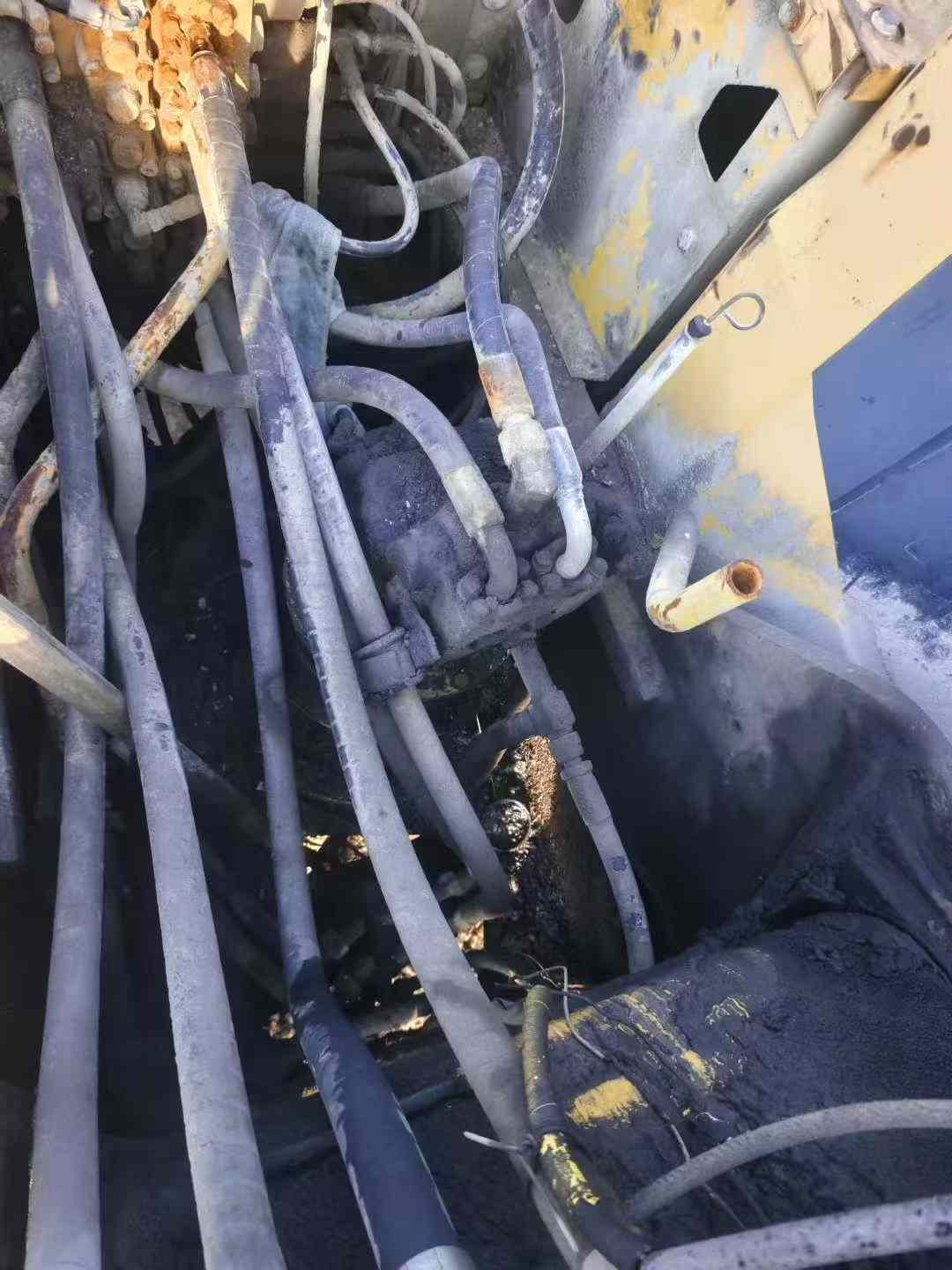 Buy Komatsu PC240LC-8 Used Excavator / 4 Used Komatsu PC240LC-8 Excavator 2010 Model / 4