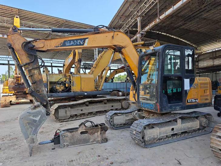 Buy Sany SY75 Used Excavator / 1