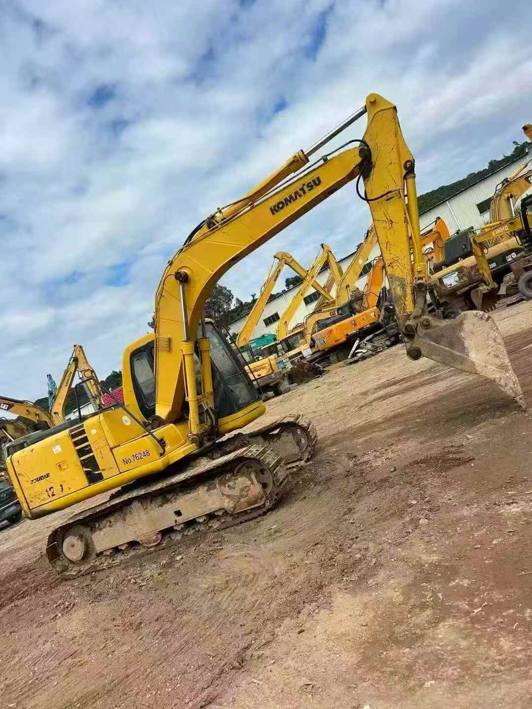 Used Komatsu PW100 Excavator 2016 Model / 2