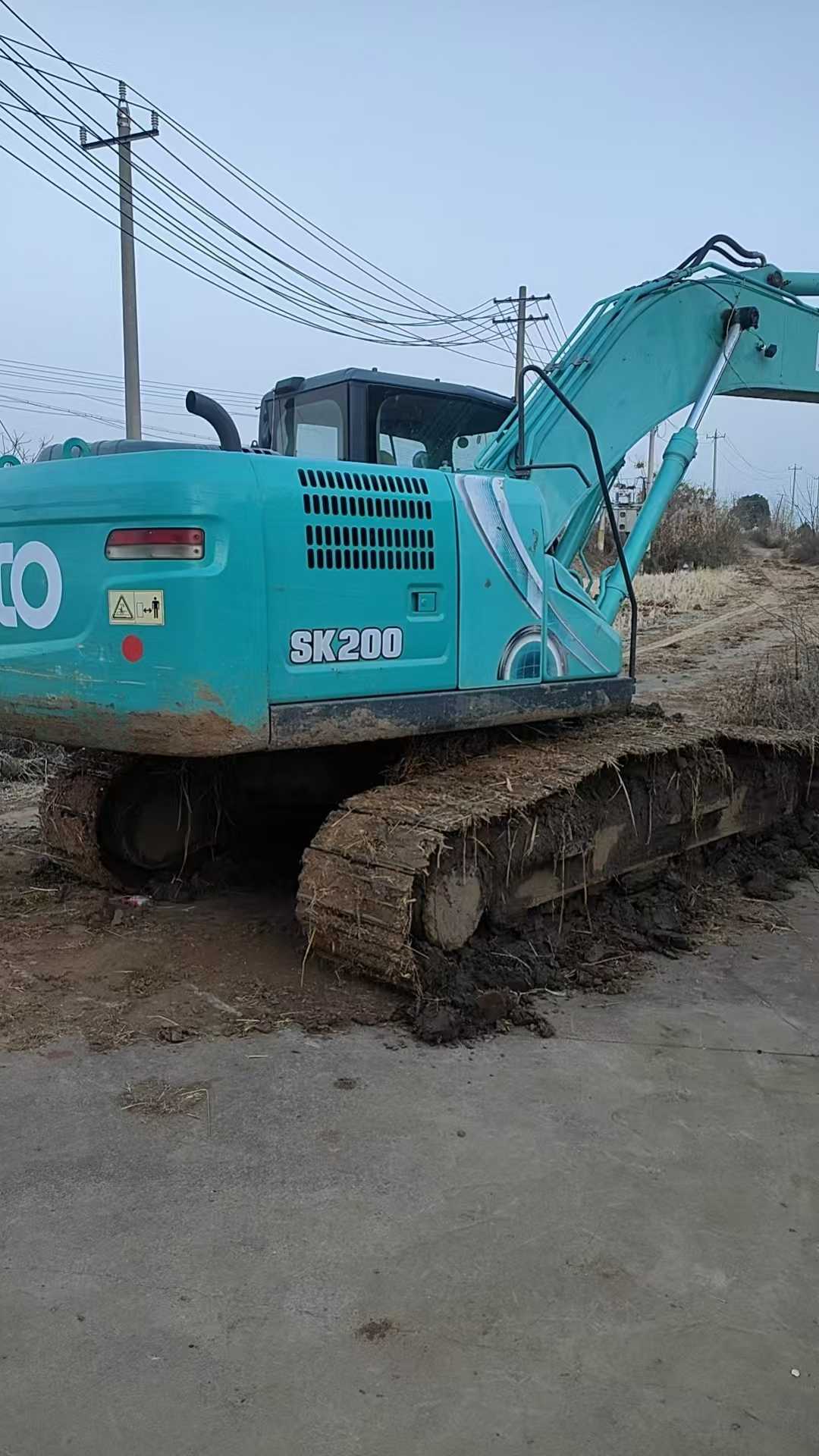Buy Kobelco SK200 Used Excavator / 2 Used Kobelco SK200 Excavator 2018 Model / 2