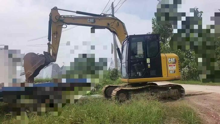 Buy Caterpillar 307V2 Used Excavator / 1