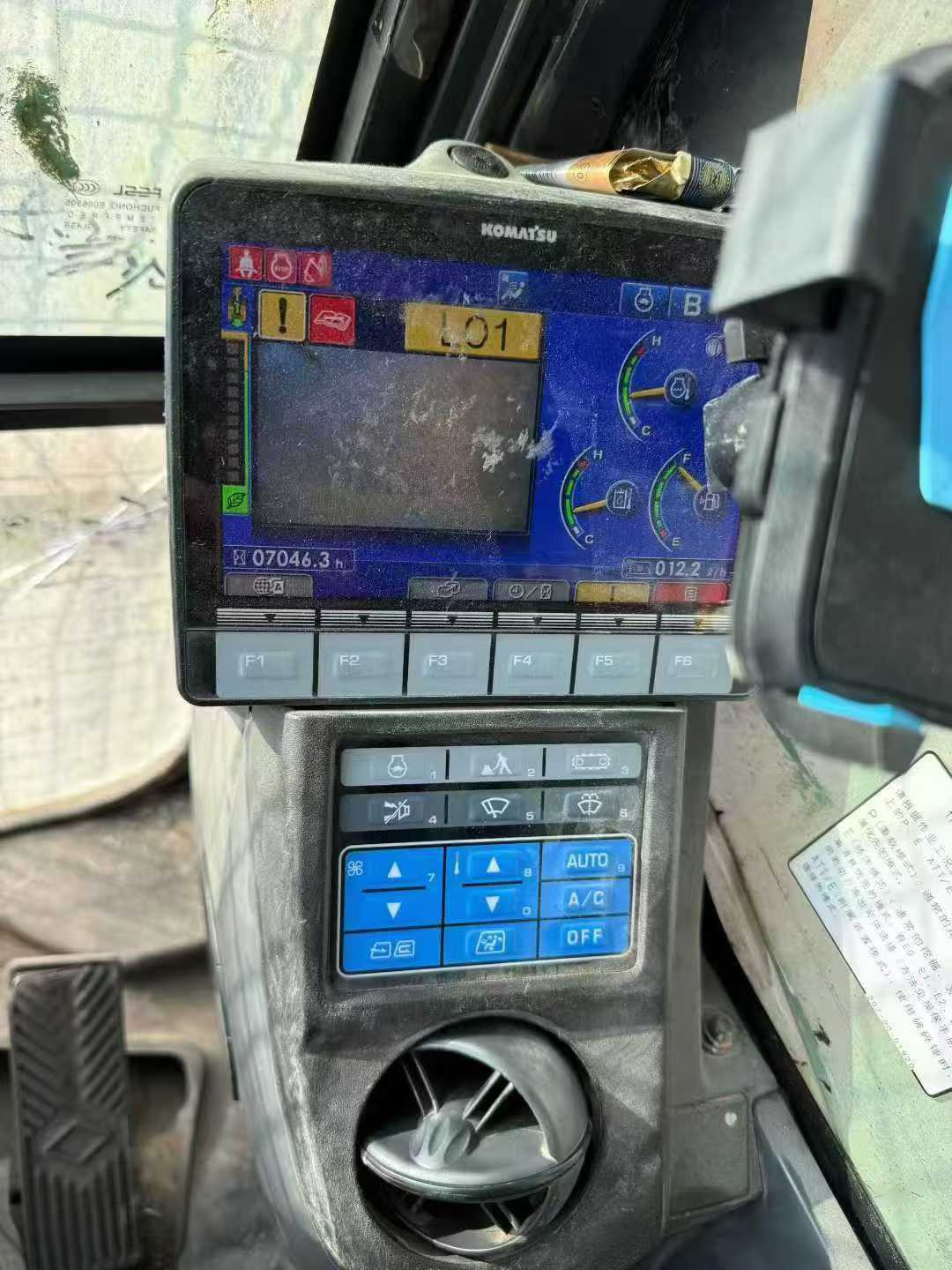 Buy Komatsu PC200 Used Excavator / 8 Used Komatsu PC200 Excavator 2020 Model / 8