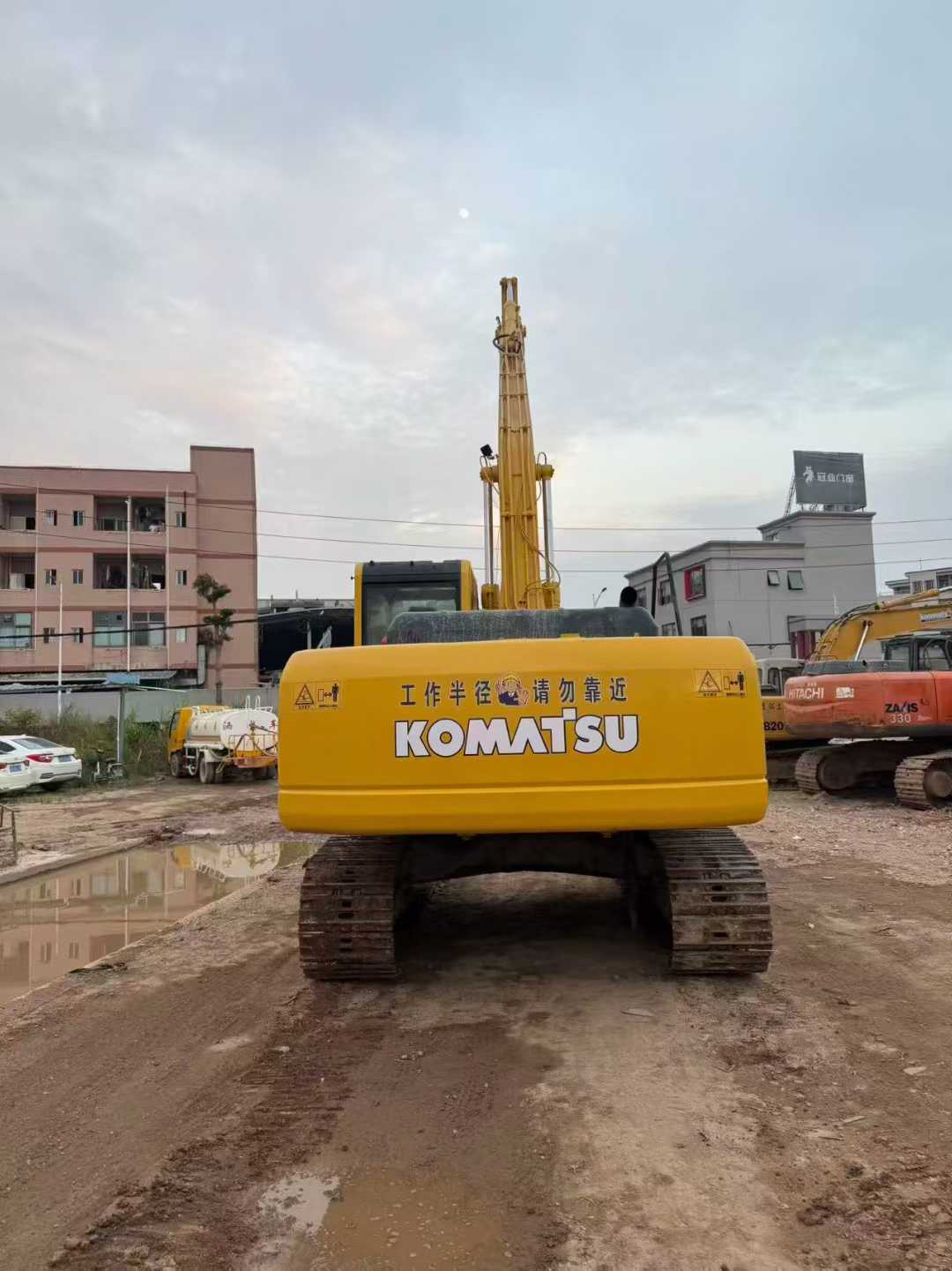 Buy Komatsu PC220-8 Used Excavator / 8 Used Komatsu PC220-8 Excavator 2016 Model / 8